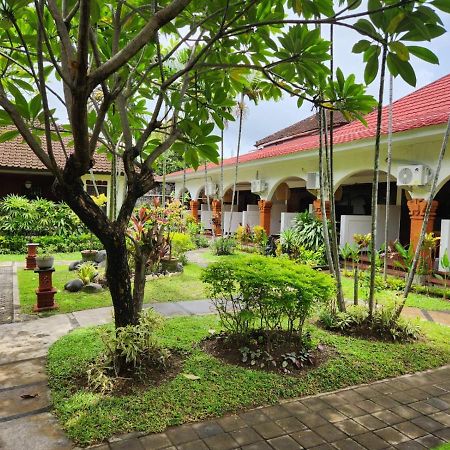 Ramayana Hotel ซานูร์ ภายนอก รูปภาพ